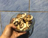 Foto langkah ke 2 dari resep Jamur Saus Tiram.