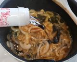 Foto del paso 3 de la receta: Lomo de cerdo encebollado con puré de patatas