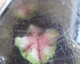 Foto langkah ke 6 dari resep Bolu kukus Semangka.