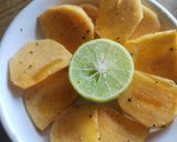 A picture of step 3 of Persimmon fruit chat.