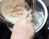 A picture of step 2 of Chinese Fried Rice.
