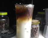 Foto langkah ke 2 dari resep Es Kopi Pandan.