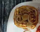 A picture of step 6 of Paneer burger.