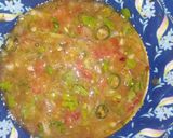 A picture of step 4 of Omlete paratha.