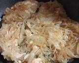 Foto del paso 3 de la receta: Suprema en colchón de cebollas