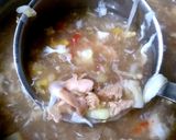 A picture of step 3 of Mix veggies and chicken soup.