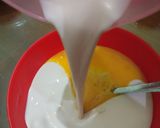 Foto langkah ke 2 dari resep Muffin Cokelat Keju.