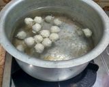 Foto langkah ke 5 dari resep Bakso Ayam Lezatoss.