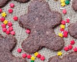 Foto del paso 7 de la receta: Galletitas navideñas inclusivas 🤶🏻 para que nadie se quede sin sus galletas en Navidad 🤶🏻