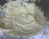Foto langkah ke 4 dari resep Caramel walnut cheese cake.