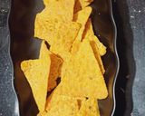 A picture of step 3 of Vegetable cheesy nachos.