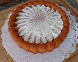 Foto del paso 11 de la receta: Bizcocho de vainilla y almendras con nata y profiteroles rellenos de lemon curd y toffee