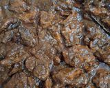 Foto langkah ke 7 dari resep Semur Bistik Daging Sapi.
