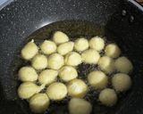 Foto langkah ke 4 dari resep Lukumades Kentang.