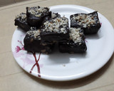 டார்க் சாக்லேட் வால்நட் ப்பட்ஜ் (Dark chocolate walnut fudge recipe in tamil) ரெசிபி ஸ்டேப் 4 புகைப்படம்