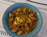 Foto del paso 6 de la receta: Merluza en salsa de vino dulce