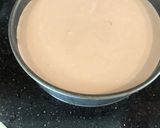 A picture of step 2 of Nutella Ice cream cheesecake.