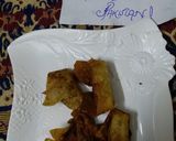 A picture of step 3 of Yummilicious crispy wontons.