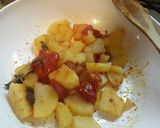 Foto del passaggio 5 della ricetta #Bocconcini di #pollo con #patate e #pomodorini ciliegino