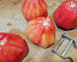 Foto del paso 1 de la receta: Tartar de tomate🍅🍅🍅🍅