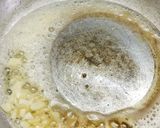 A picture of step 2 of White Sauce Chicken Pasta.