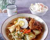 Foto langkah ke 4 dari resep Lontong Krubyuk Khas Jepara.