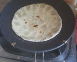 A picture of step 4 of Eggplant curry with millet roti(Ringadano oro bajra na rotla).
