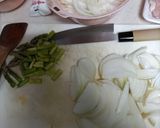 A picture of step 2 of Teriyaki Chicken Breast Stir-Fry with Onions.
