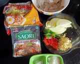 Foto langkah ke 1 dari resep Mie Goreng Lada Hitam.