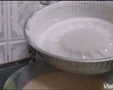 صورة لخطوة 1 من وصفة الكيكة العجيبة 😋