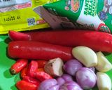 Foto langkah ke 2 dari resep Tongkol Pedas Kuah Santan.