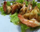 รูปขั้นตอนการทำที่ 5 ของ กุ้งผัดพริกเกลือ....#ราคาเกิน 60 ฿ แต่อยากกิน