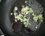 Foto del passaggio 3 della ricetta Riso alla cantonese rivisitato da me.