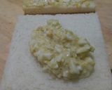 Foto langkah ke 3 dari resep Simple Egg Sandwich.