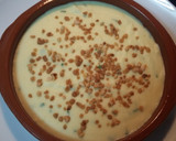 Foto del paso 3 de la receta: Crema de patatas con queso y almendras crocanti