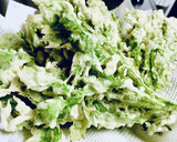 A picture of step 7 of Crispy Chrysanthemum Tempura.