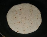 Foto del paso 2 de la receta: Quesadilla de pollo desmenuzado para los niños🤗