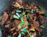 Foto langkah ke 3 dari resep Tumis Ayam Kecap.