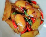 Foto langkah ke 5 dari resep Kentang Kecap Pedas.