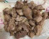 Foto del paso 2 de la receta: Salpicón de pollo al cilantro