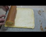 Foto langkah ke 7 dari resep Tiger skin Roll cake.