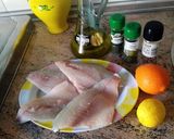 Foto del paso 1 de la receta: Dorada a la naranja y limón