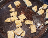 Foto del paso 2 de la receta: Salteado verde con tofu de espinacas y salsa de soja