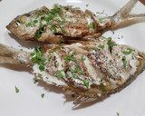 Foto del paso 3 de la receta: Pescado frito aderezado con salsa César