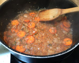 Foto del paso 1 de la receta: Pechugas de pollo adobadas con papas