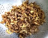Foto langkah ke 2 dari resep Usus Tumis Cabe Ijo.