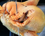 Foto del paso 7 de la receta: Pollo de corral relleno a la catalana 🐓