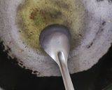 A picture of step 3 of Apple Dryfruit Halwa.