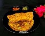 A picture of step 5 of Lettuce Green Onion Paratha.