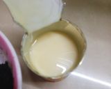 Hình bước làm 2 của món Chè trôi nước nhân mè đen